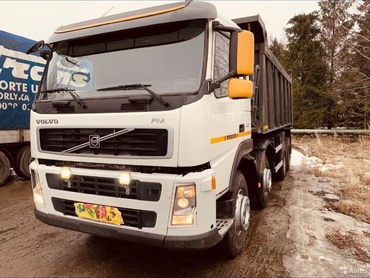 Самосвал Volvo FMX
